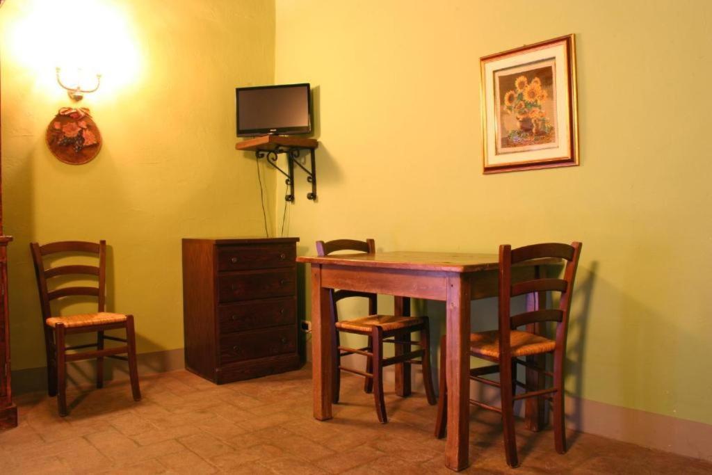 Villa Podere Pian De' Cortini à Serravalle  Extérieur photo