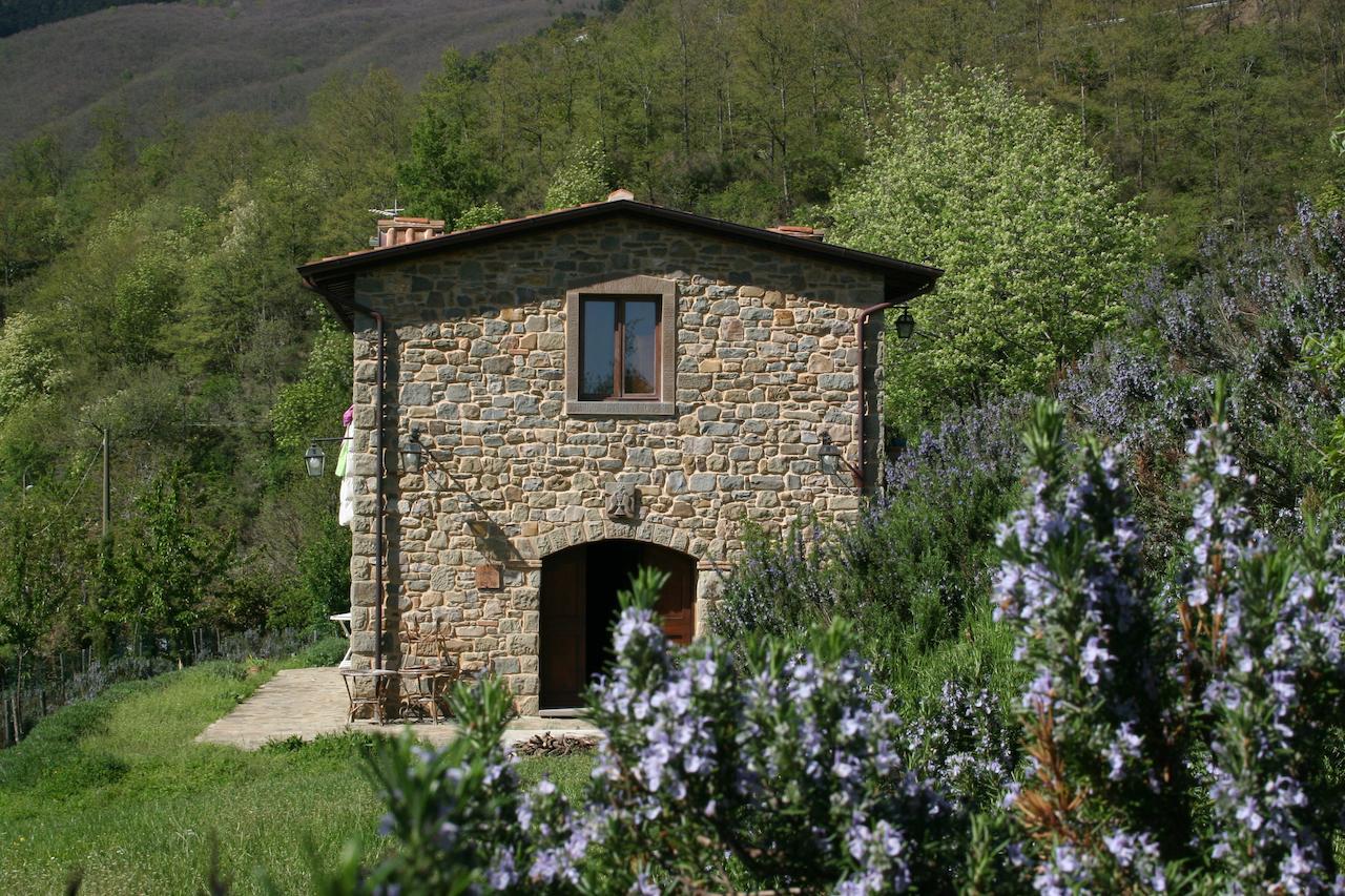 Villa Podere Pian De' Cortini à Serravalle  Extérieur photo