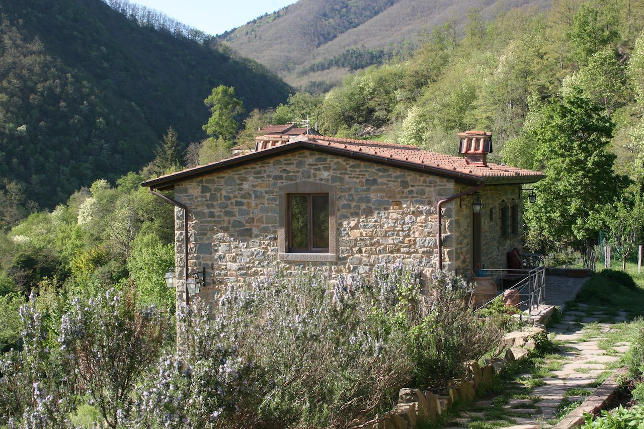Villa Podere Pian De' Cortini à Serravalle  Extérieur photo